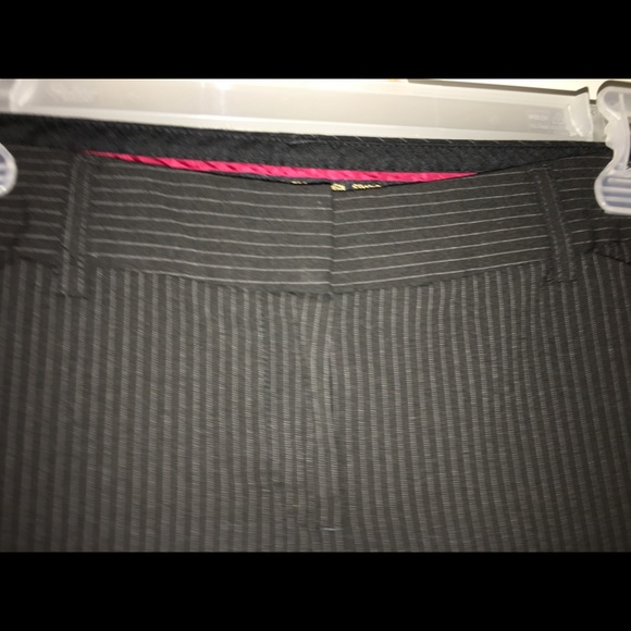 Express Editor 2R, back with white pin stripes - Picture 1 of 3